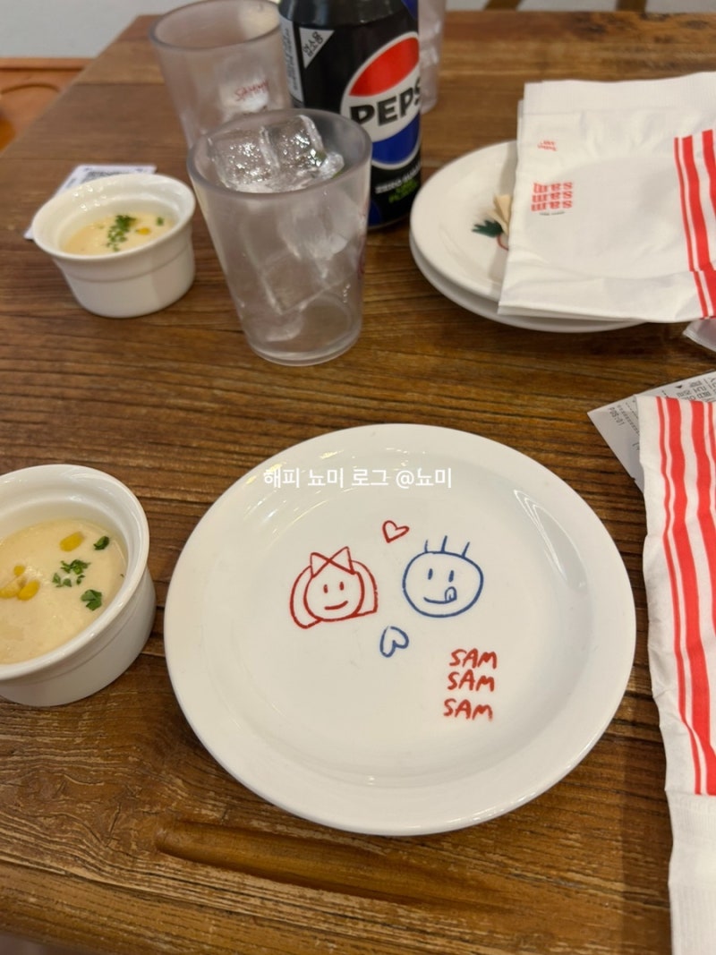 잠실 롯데월드몰 30개월 아기랑 맛집 쌤쌤쌤 롯데월드몰점(아기의자, 식기 있음)