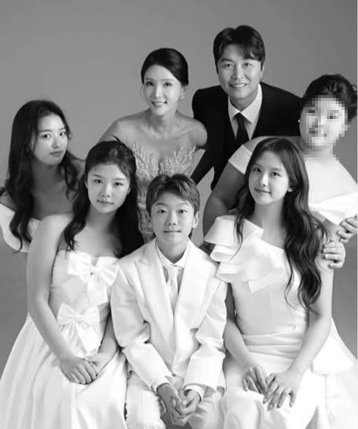 이동국 가족 근황 공개에 난리 난 반응…네 남매 비주얼에 “유전자 대박” 감탄 쏟아졌다