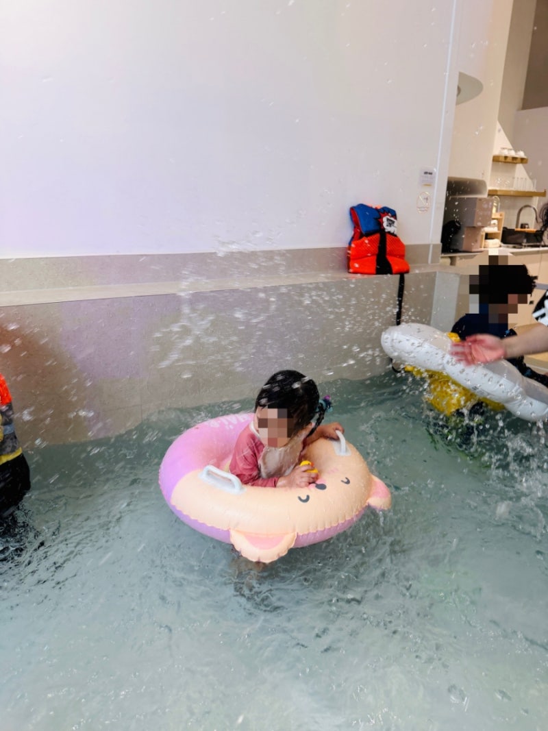 어른 수족구, 전염될까? 증상부터 수포 격리 기간까지 알아보기