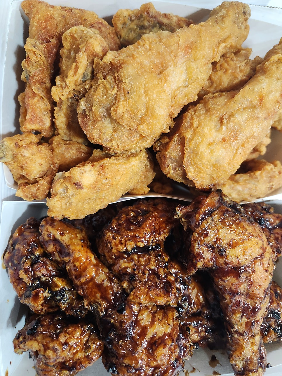 호식이두마리치킨 지족점 사진 4