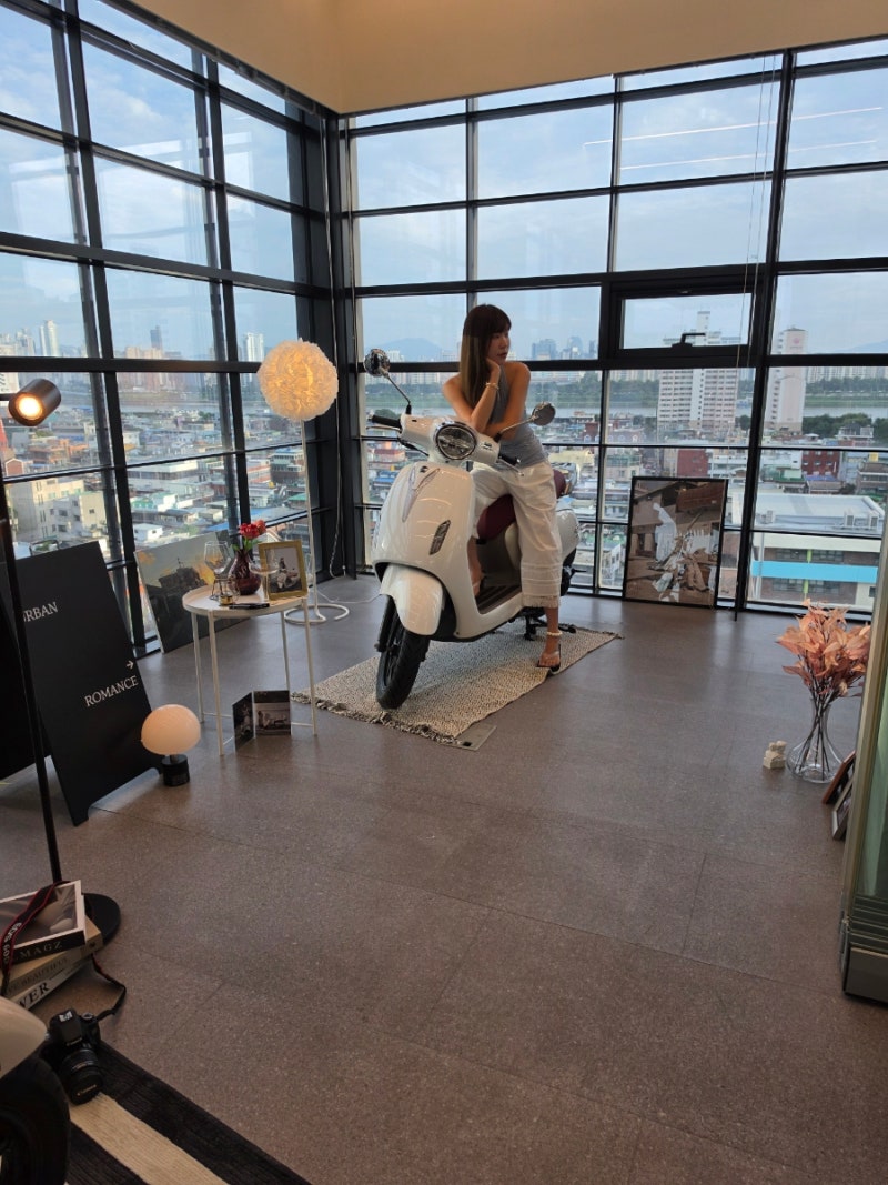 DNA모터스 루미125 직접 보고 온 125cc 클래식 스쿠터 런칭 행사 LUMI125 출시