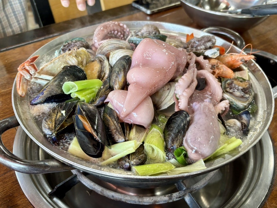 최피디해물칼국수 율량사천점 사진 1