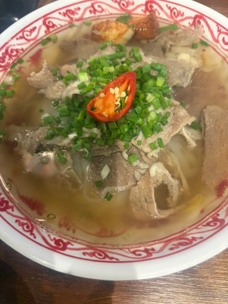 [서울 동대문] DDP 가성비 쌀국수 맛집 '베트남 노상식당' 후기 (위치, 메뉴, 관람 후 동선)