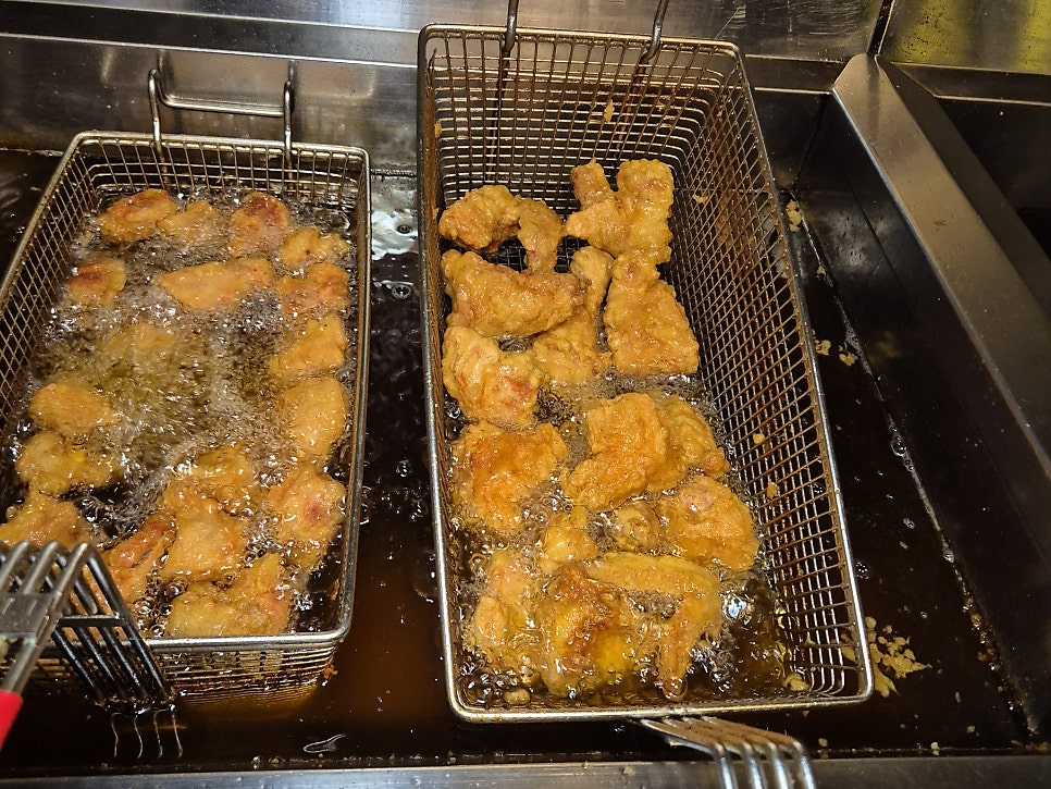 오븐에구운황금닭 월계점 사진 3