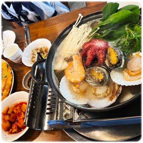 태안 신두리 해수욕장 맛집 신두리식당 돌문어해물탕 해물파전