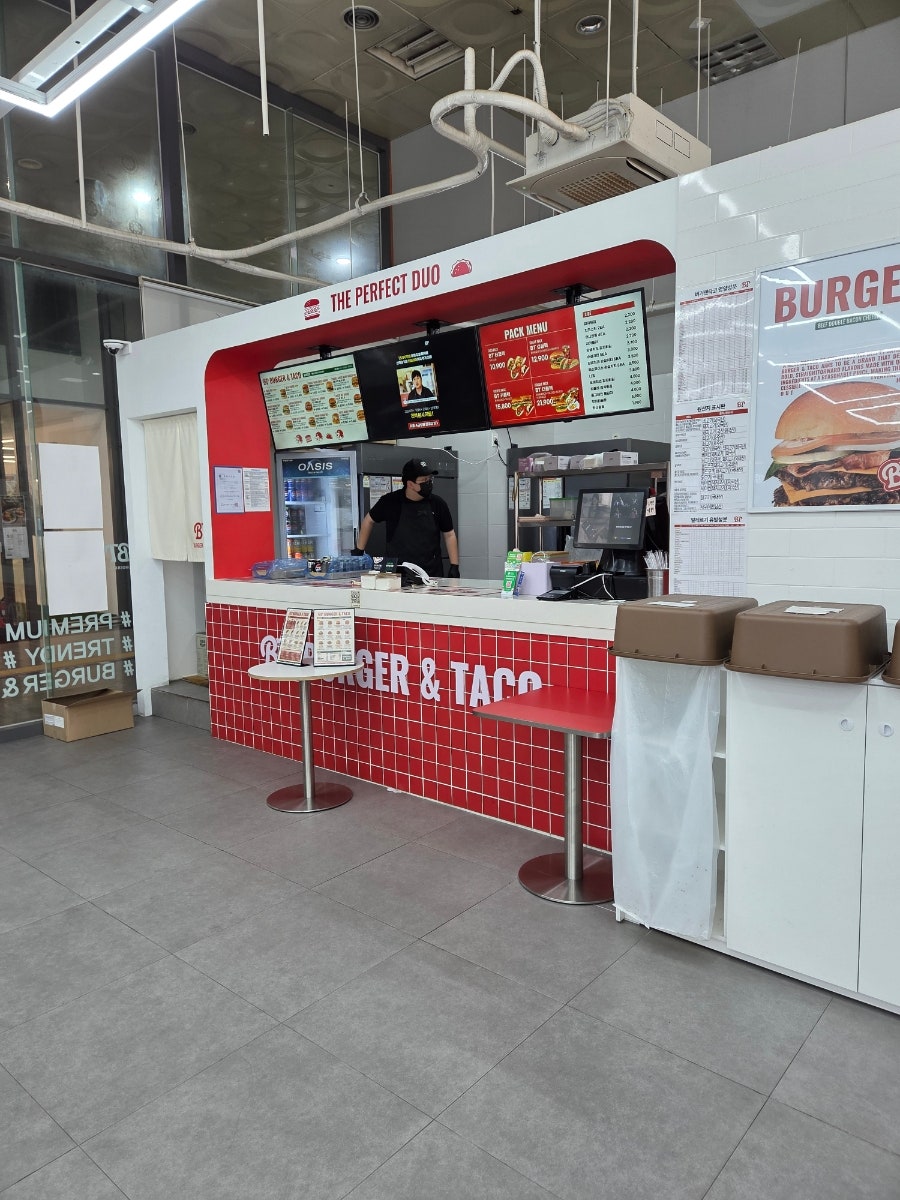 버거앤타코 부산역점 사진 6