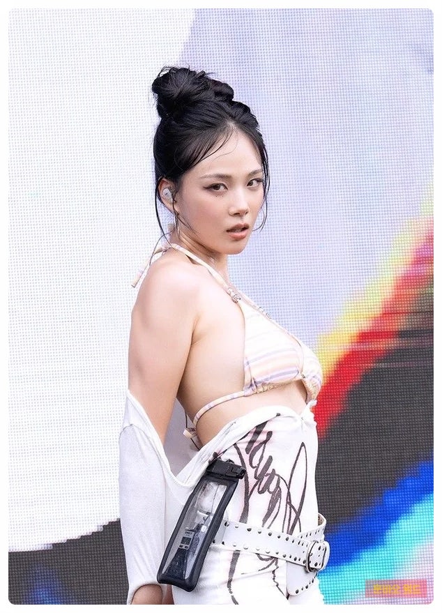 <b>비비 워터밤</b> 서울 2026 무대, 눈빛 하나로 분위기 뒤집은 이유