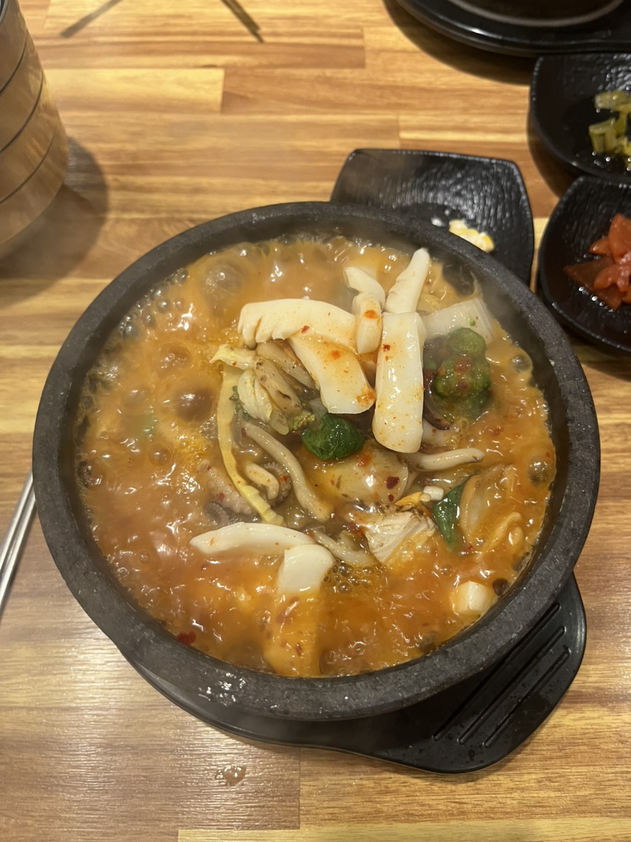 용암돌솥 해물누룽지탕 북한산직영점 사진 5