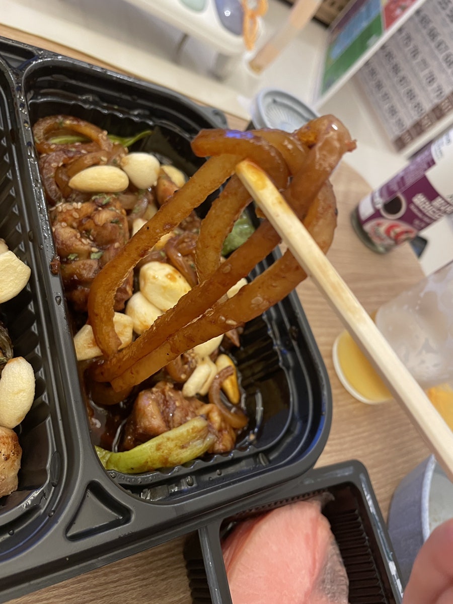 기영이숯불두마리치킨 강원횡성점 사진 4