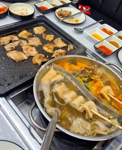 공릉 대패삼겹과 샤브샤브를 동시에 즐길 수 있는 가성비 맛집 '무한리필 육채파'