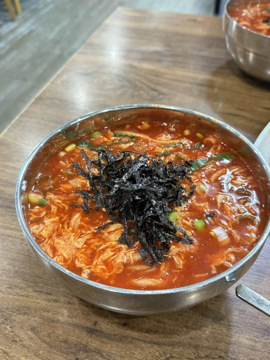 얼큰이칼국수 사진 6