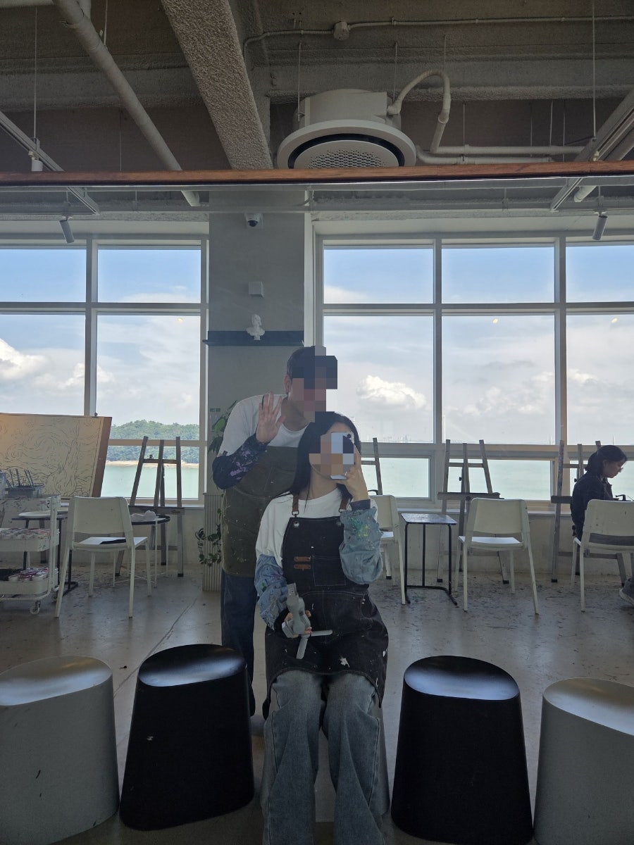 Byeolibitnaneunbame photo 2