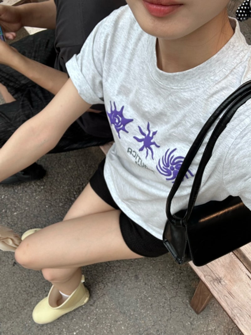 노티카 여름 프린팅 반팔 커플티 추천