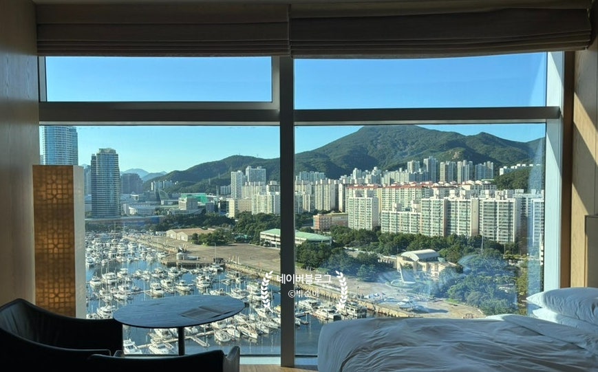 파크하얏트 부산 리빙룸 사진 5