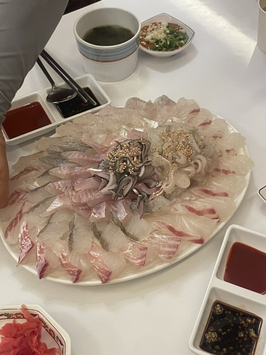 도미다리횟집 사진 1