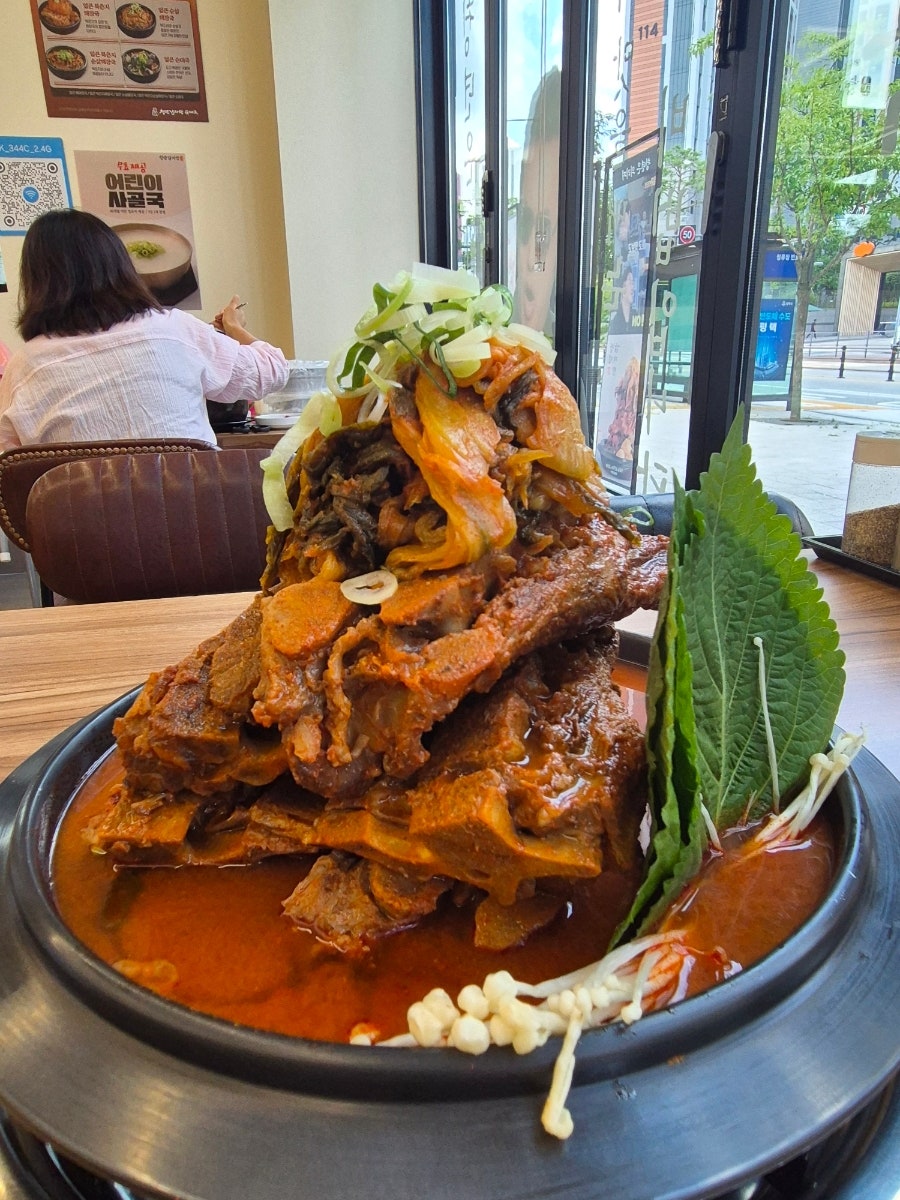 청년감자탕 평택지제동삭점 사진 1