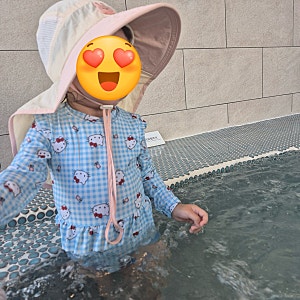 자라키즈 키티 수영복 내돈내산 후기｜18개월 아기 호텔수영장 착용샷