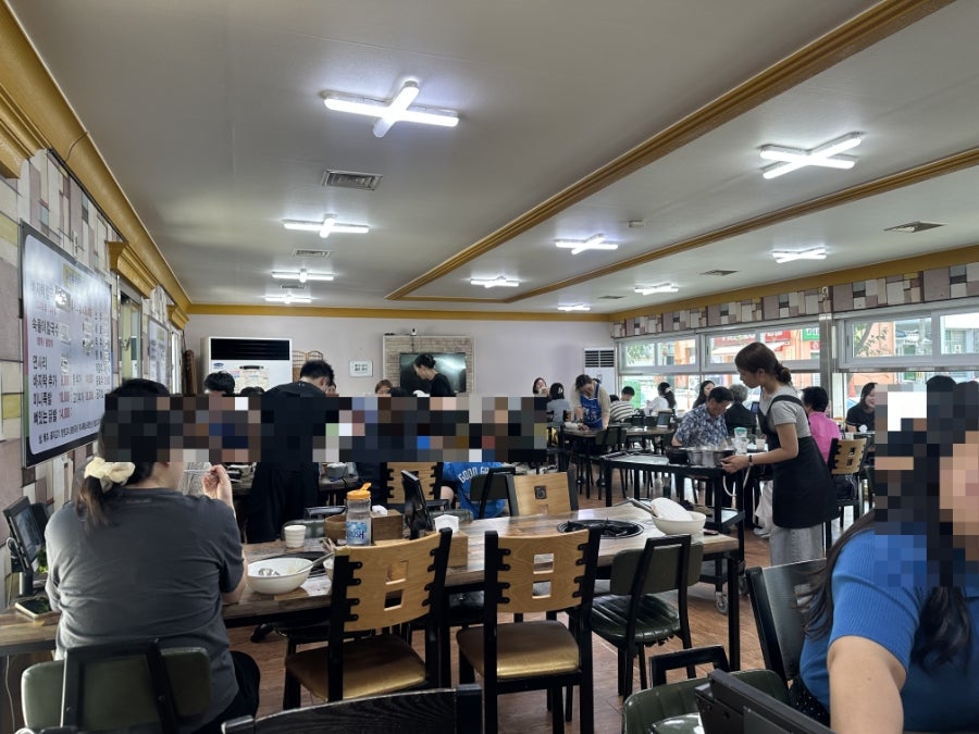 속풀이부추칼국수황제보쌈 유성점 사진 5