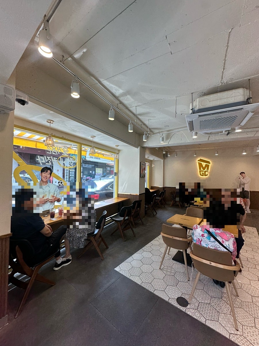 메가MGC커피 인천마전역점 사진 3