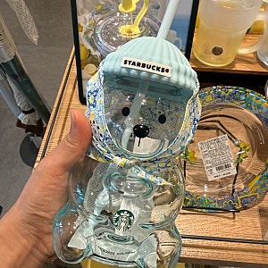 스타벅스 유어 서머 베어리스타 콜드컵 591ml 매장 후기 곰돌이 너무 귀여워서 반칙