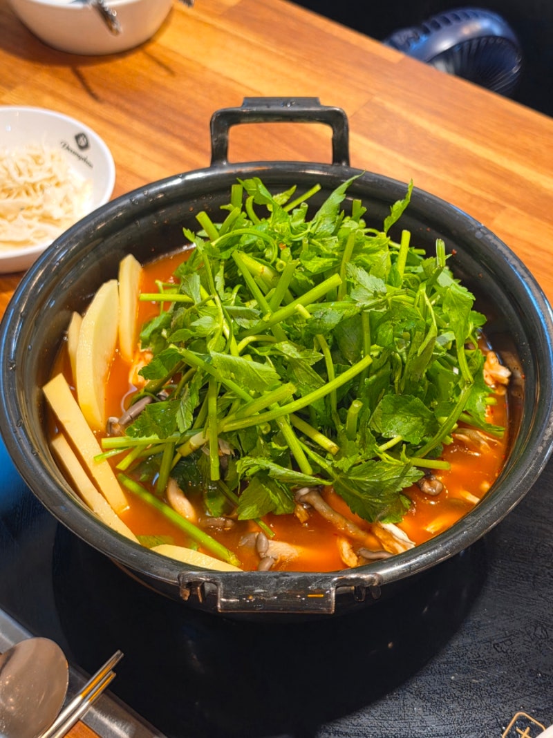 [등촌샤브칼국수 연신내점] 샤브샤브, 칼국수, 볶음밥 코스로 즐기는 연신내맛집 샤브샤브