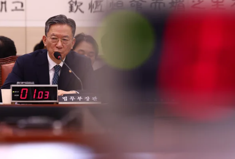 정성호 법무부 장관 "건강 문제와 개혁 마무리 때문" <b>사의 표명</b>... 