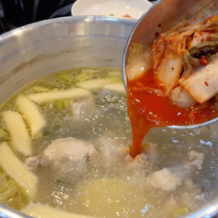 동대문 닭한마리 골목 진옥화할매원조닭한마리 | 닭한마리 압도적 1티어집 (여름엔 가지 마....