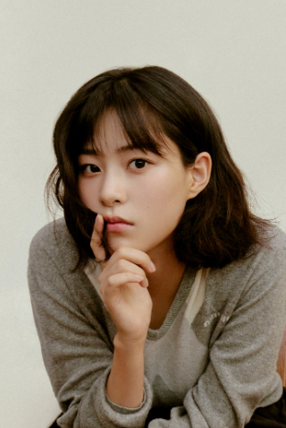 박정민이 "배우가 되려고 태어난 사람" 이라 했다는 그 배우 이수경 프로필 및 정주행 필수 ....