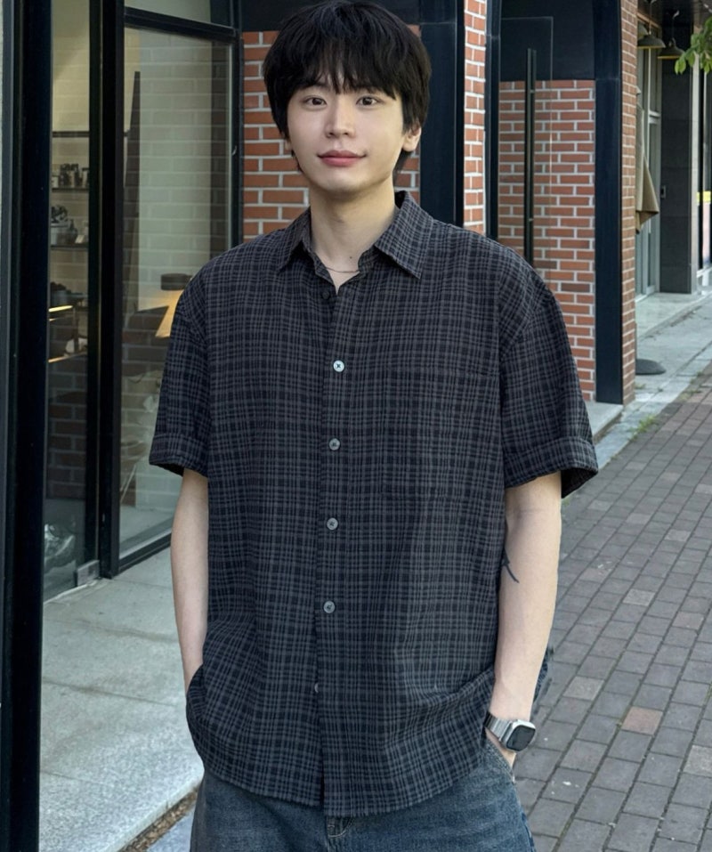 다림질 귀찮은 직장인이 2주 내내 돌려 입은 마인드브릿지 다크 체크 오버핏 반팔 셔츠 M1WS315....