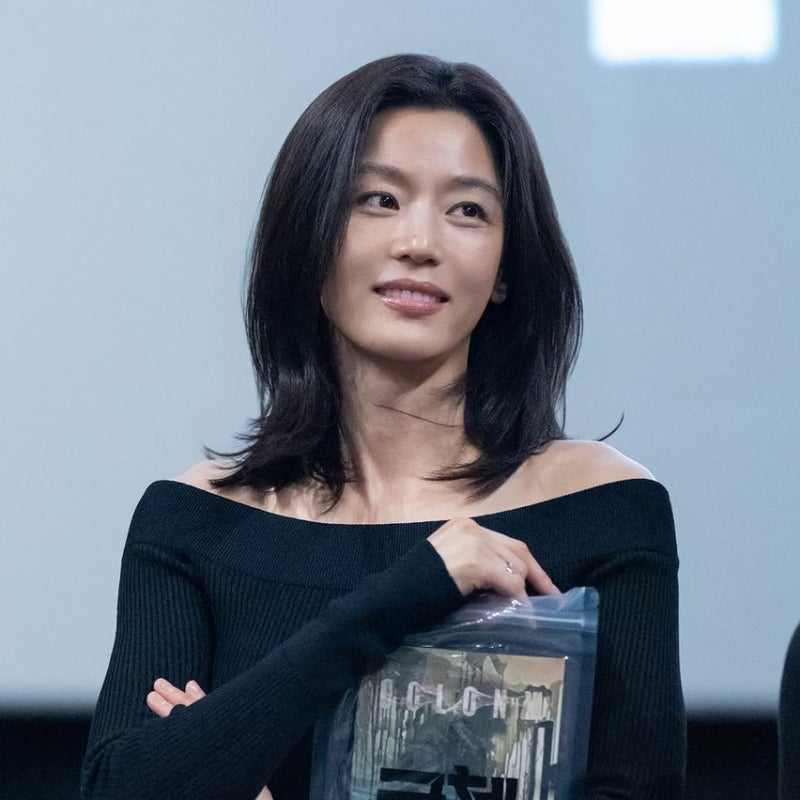 머리 짧아지면 욕 먹던(?) 전지현 역대급 중단발 레이어드컷