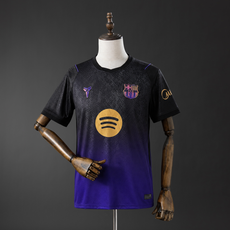 젠틀 스포츠 #2026/27시즌 FC 바르셀로나 코비 브라이언트 콜라보 원정 유니폼 상의/바르셀로나....