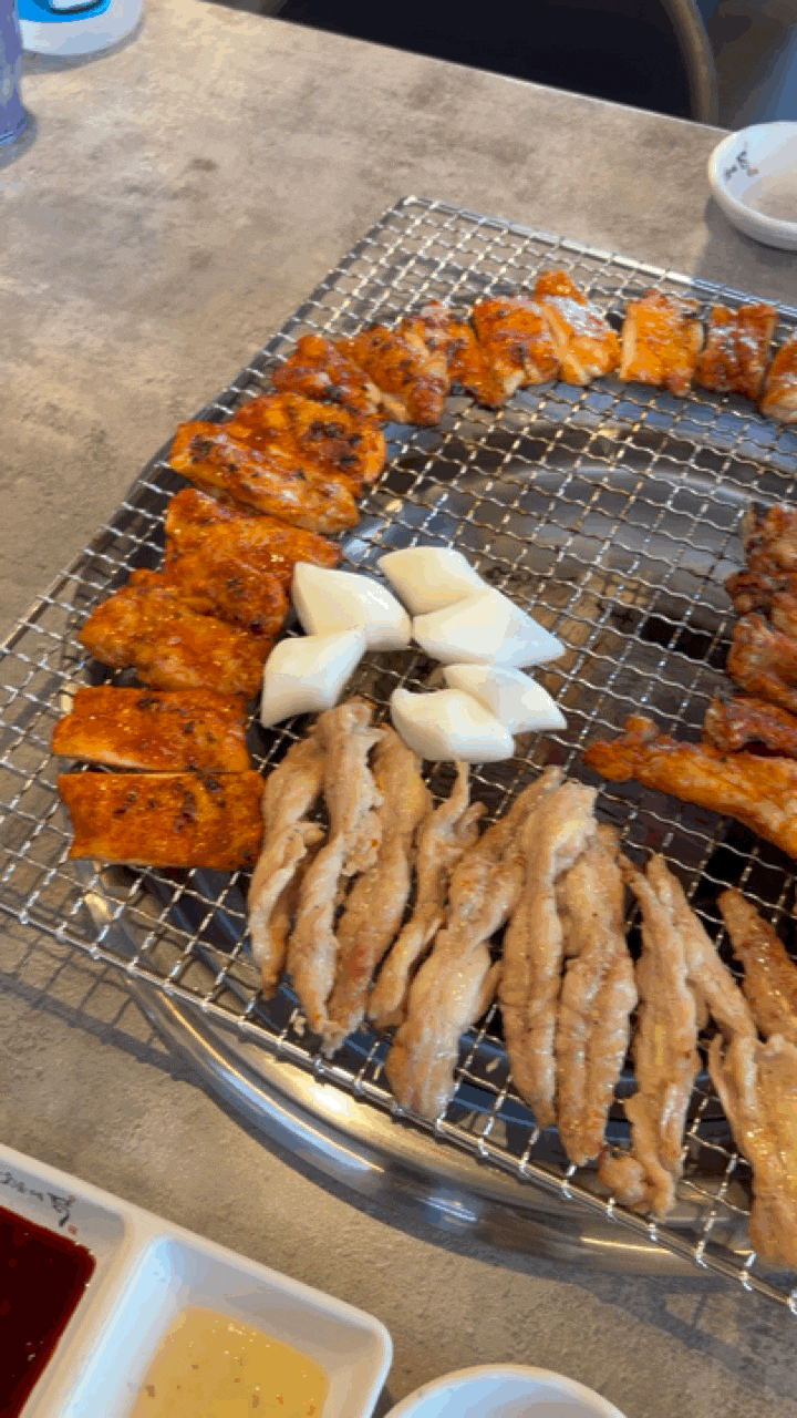 포항 이인리 닭갈비 맛집 숯불에닭 이인지구점 주차 메뉴 양념 초벌구이 후기