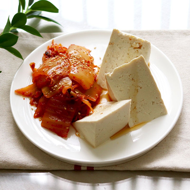류수영 두부김치 레시피, 매콤달콤 김치볶음 만드는법