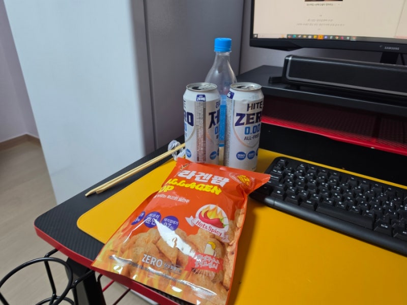 바삭고소 온 가족 취향 저격 콜라겐팝 돼지껍데기 스낵 찐 후기 저탄고지 안심 간식