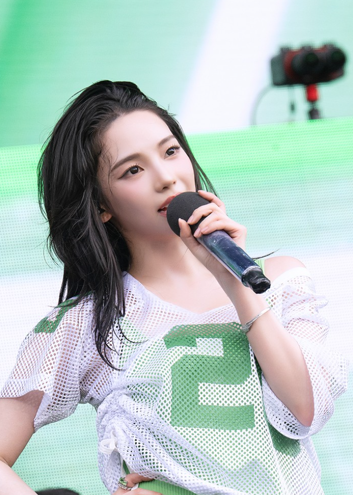 "워터밤의 악마라고?" 에스파 카리나, 킨텍스 무대서 난리 난 진짜 이유