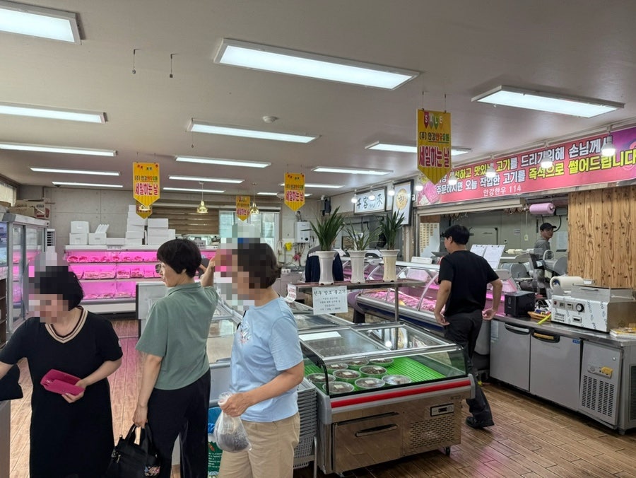 안강한우114식육식당 사진 1