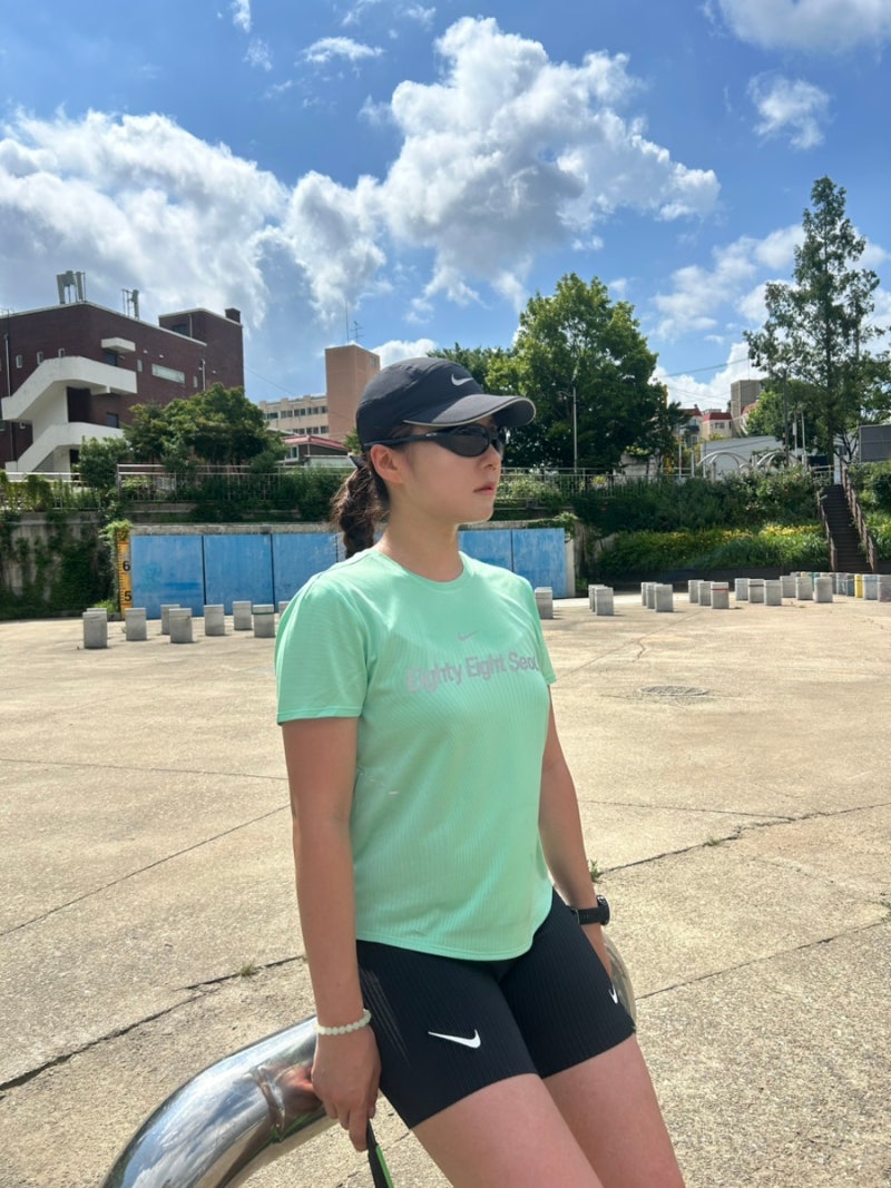 Nike AeroFit 나이키 에어로핏 여자 반팔 M사이즈 착용후기