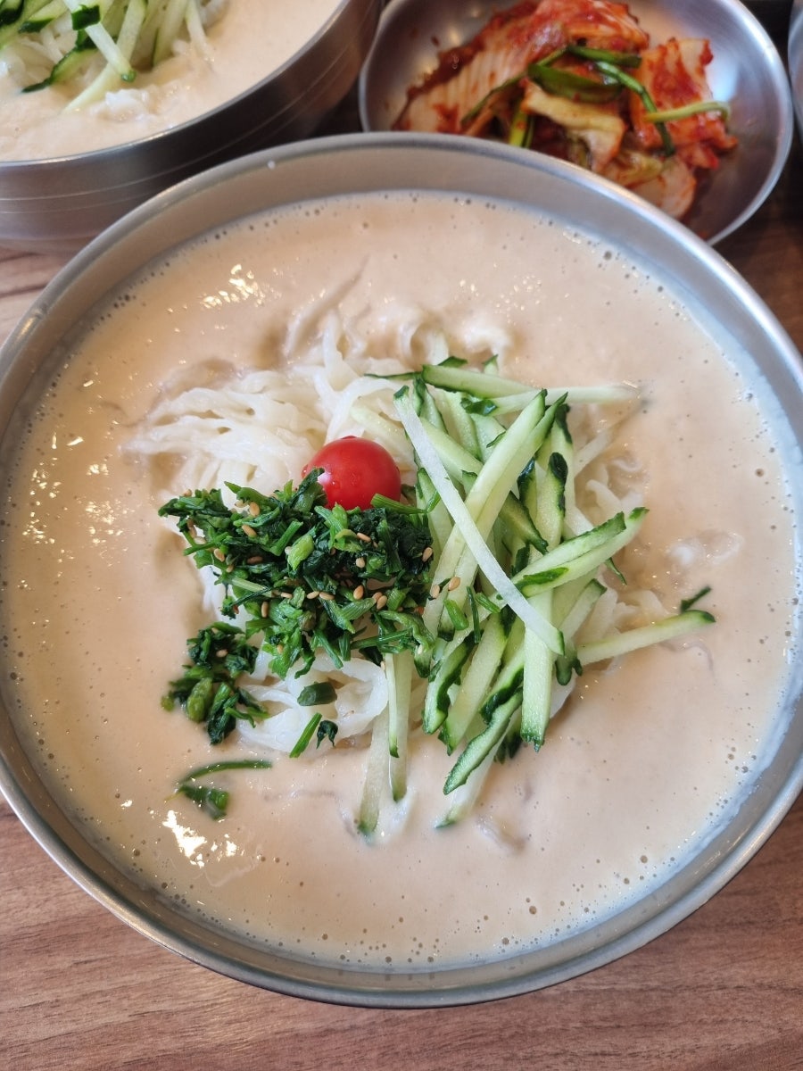 Gyeongjujanchijip photo 1