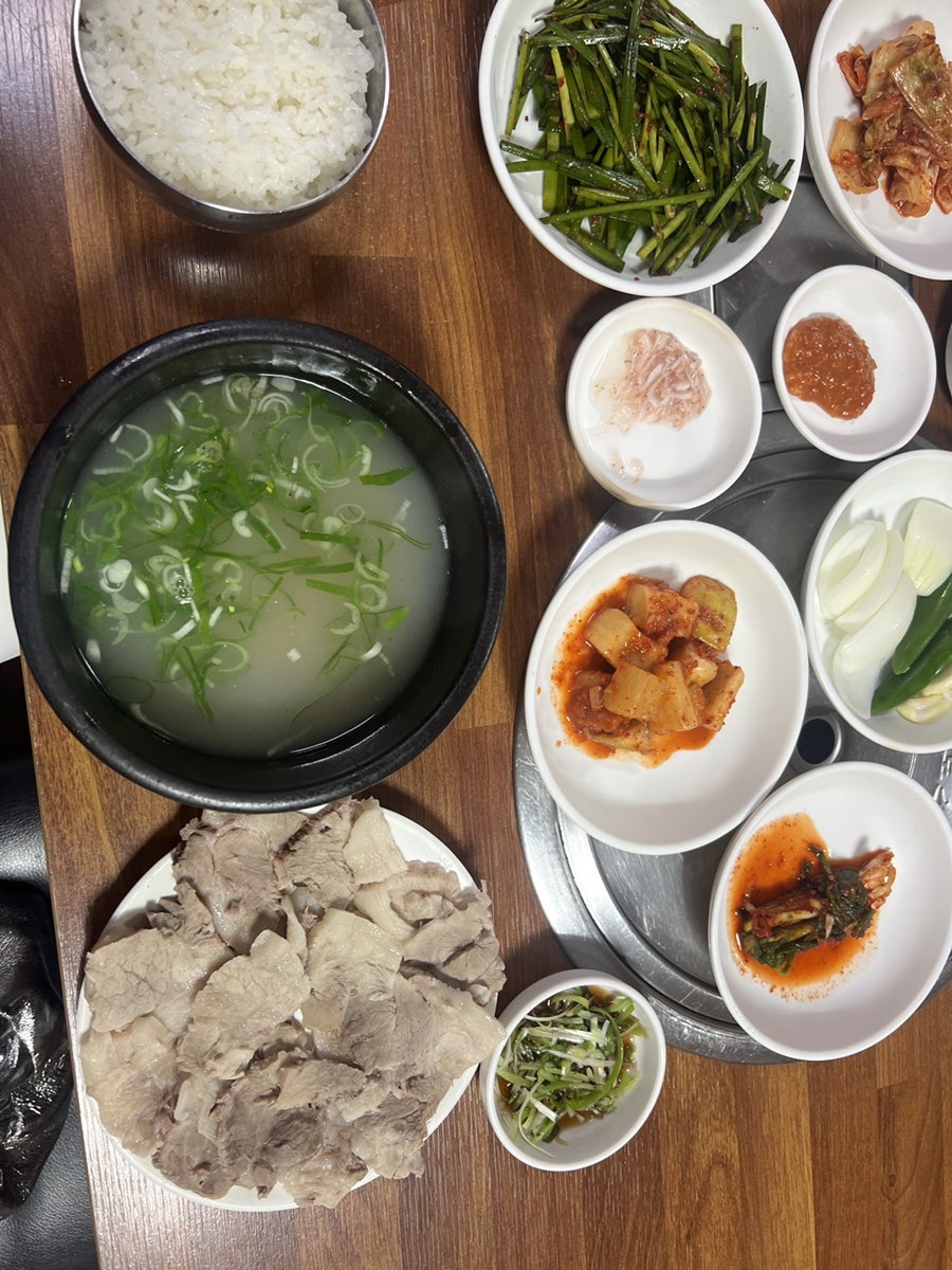 중앙돼지집 사진 4
