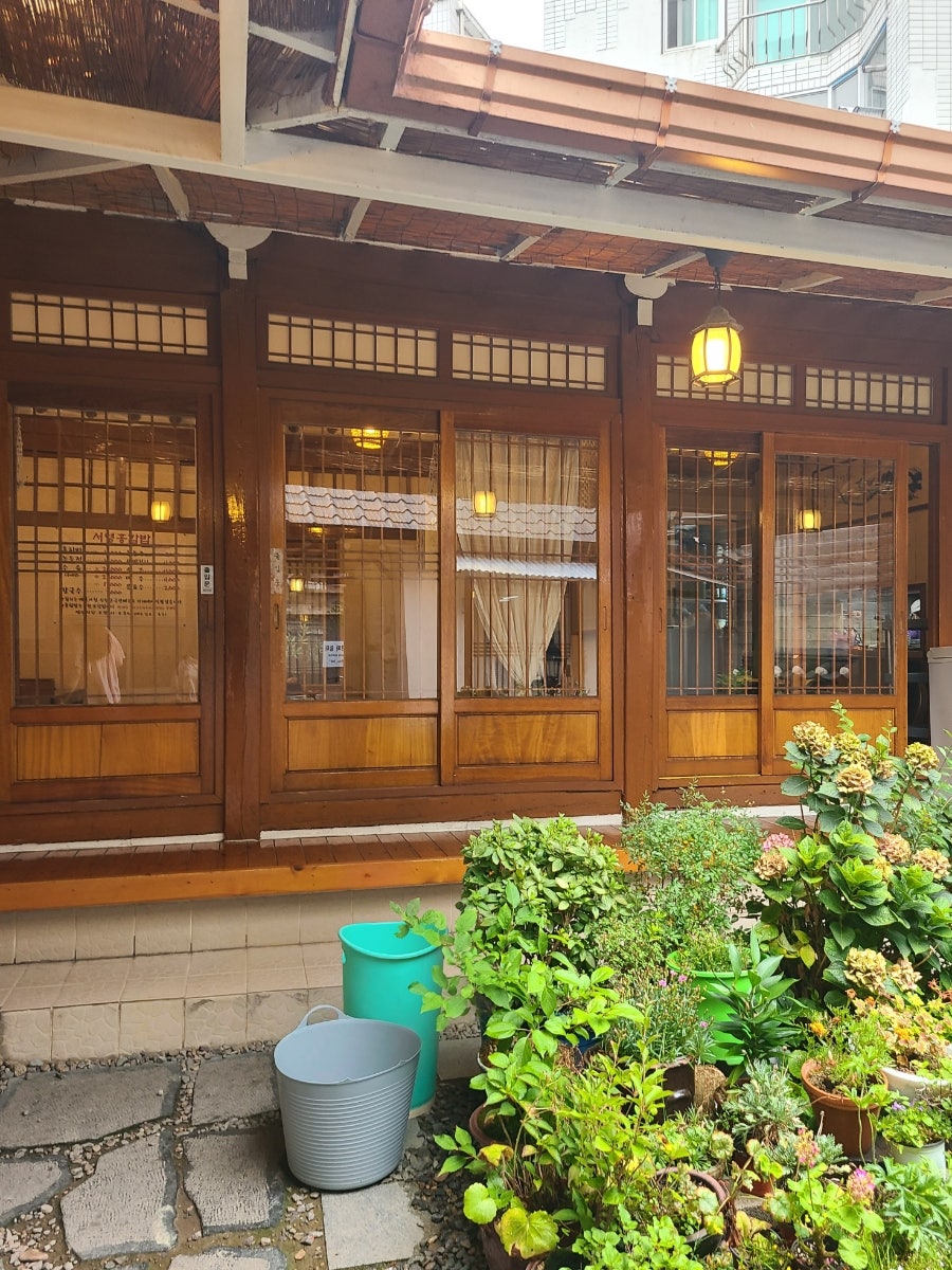 서영홍합밥 종로직영점 사진 1