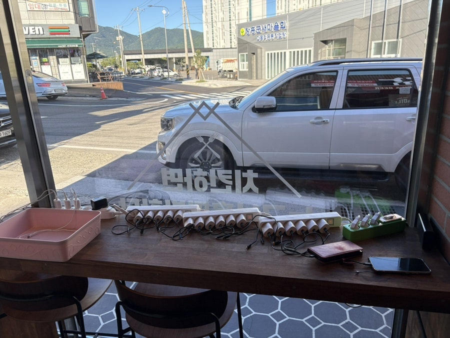 누구나홀딱반한닭 봉담2지구점 사진 3