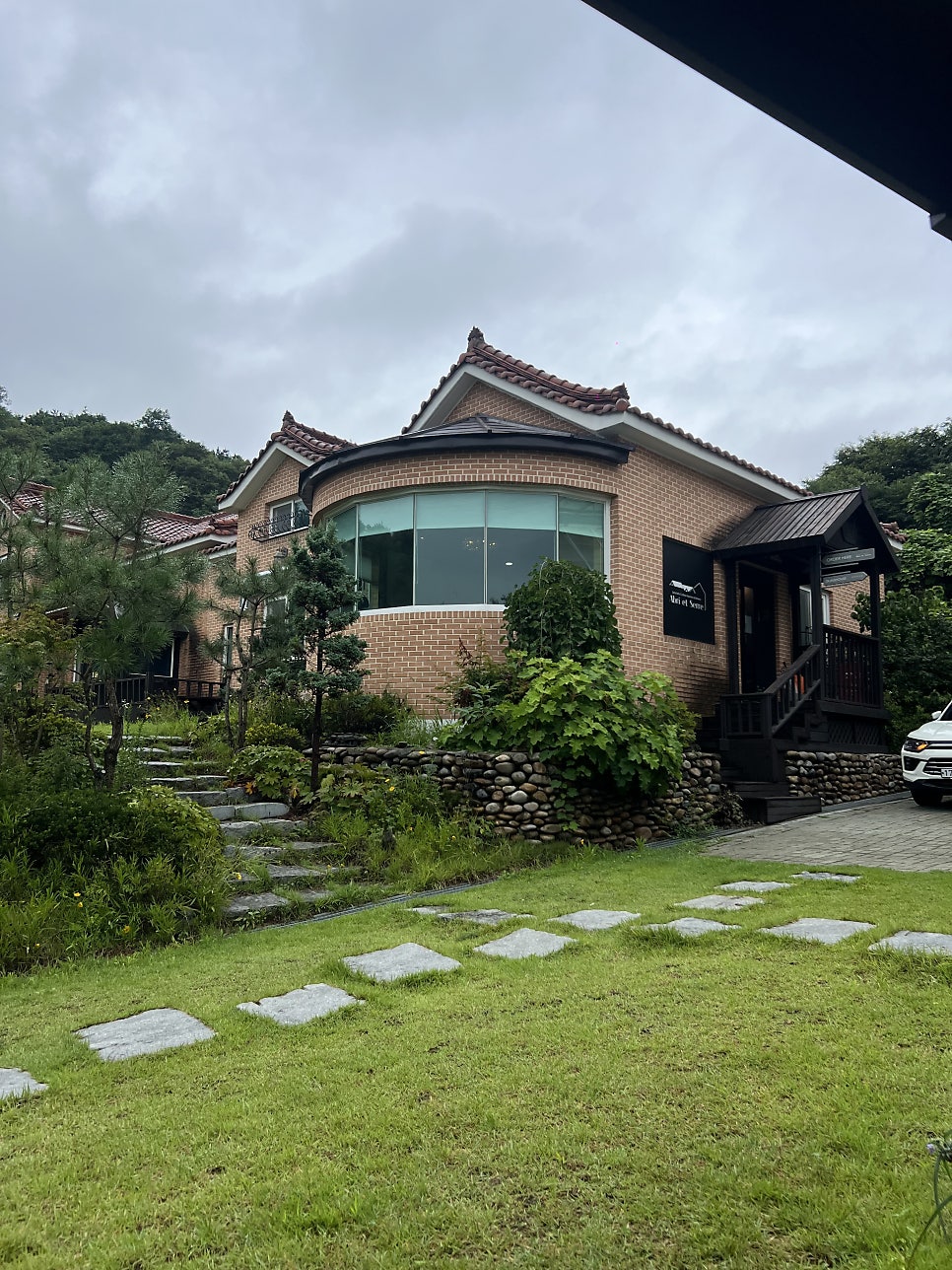 아브리에쎄르 사진 1