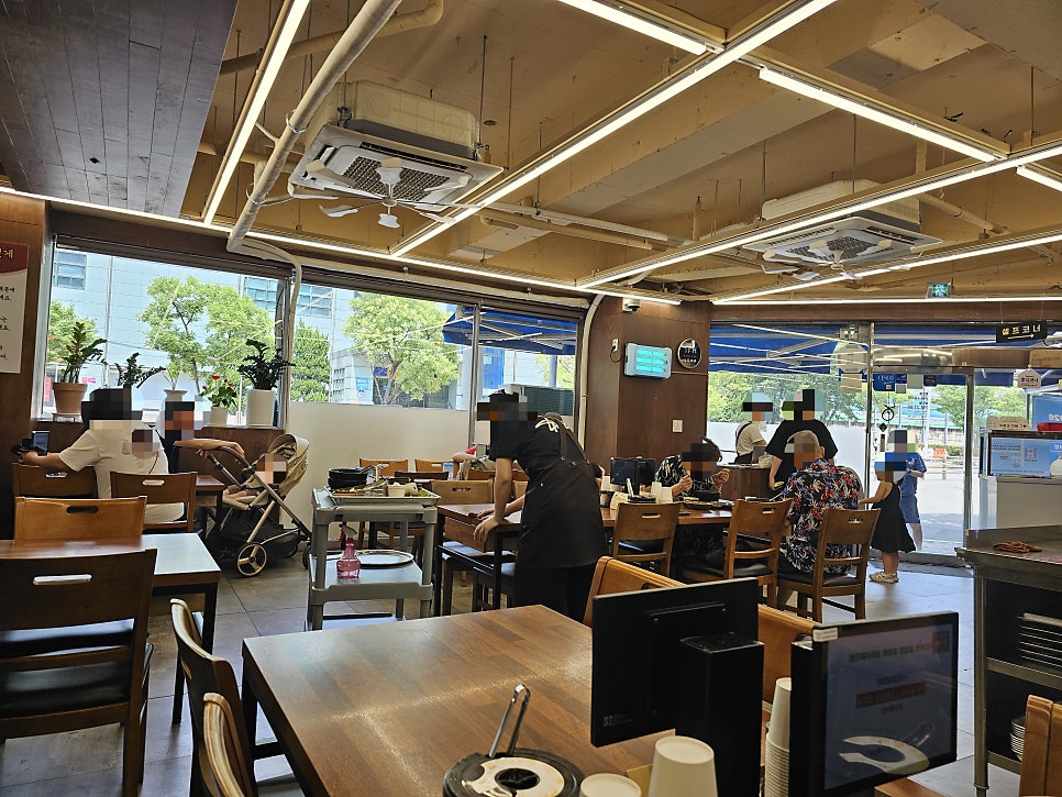 영진돼지국밥 화명점 사진 2