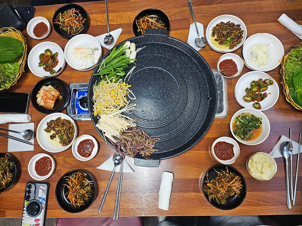 더덕솥뚜껑삼겹살 청주송절점 사진 3