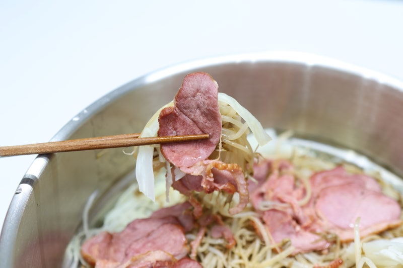 포만감 가득 야채찜, 양배추 듬뿍 훈제오리 숙주찜 요리 소스까지!
