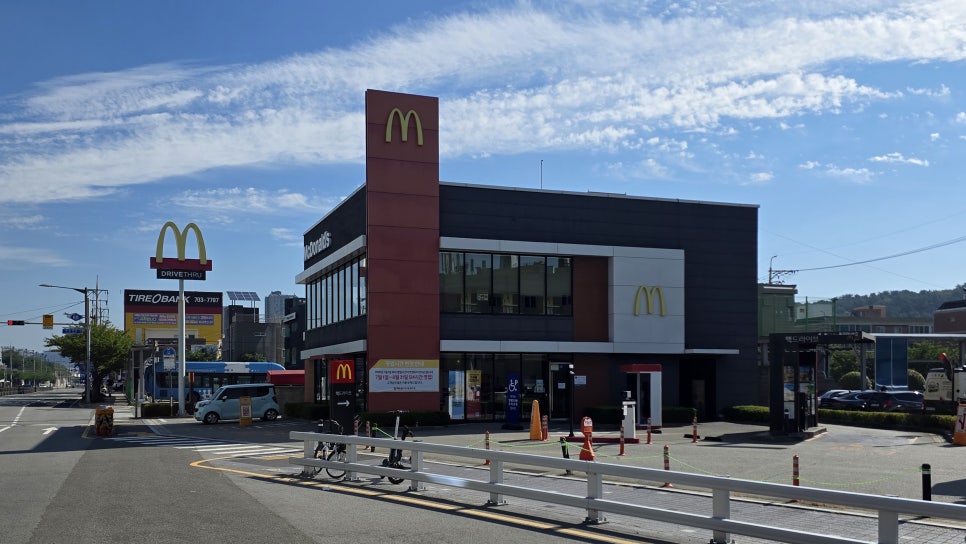 맥도날드 부산송정DT점 사진 2