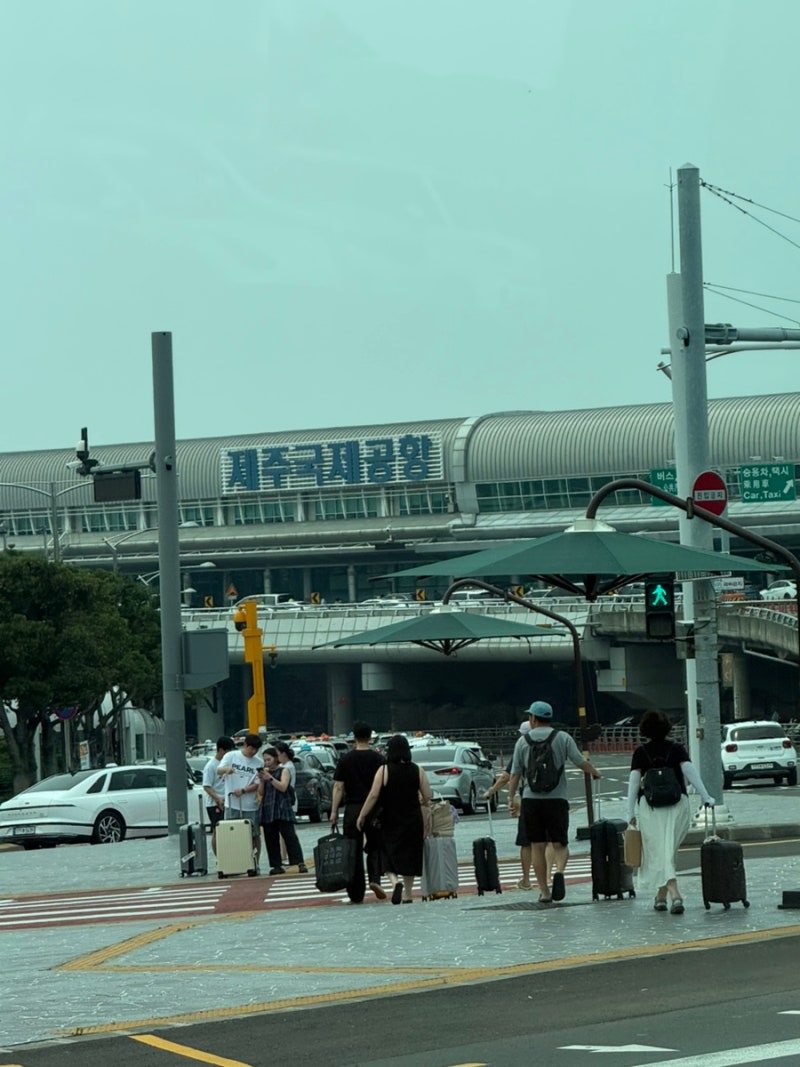 제주공항 짐보관 1층·3층 예약 없이 이용한 짐캐리 요금 서비스 가격 후기