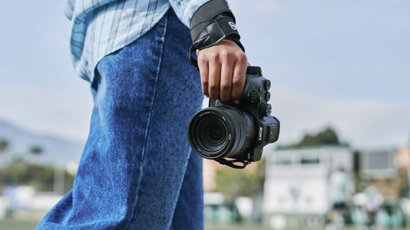 소니 RX10 V(RX10M5) 출시 - 여행용카메라 끝판왕 등장