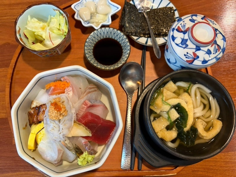 부천시청역 이색어담 부천중동점 카이센동 맛집