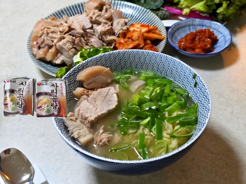 요즘 핫한 사리곰탕면 수육 레시피 및 솔직 후기